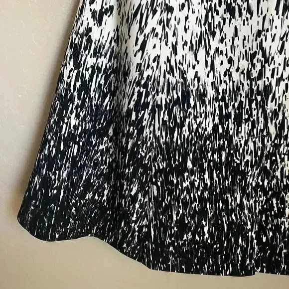 Mural Gray White Abstract Print Cape Blazer XS - Picture 8 of 13
